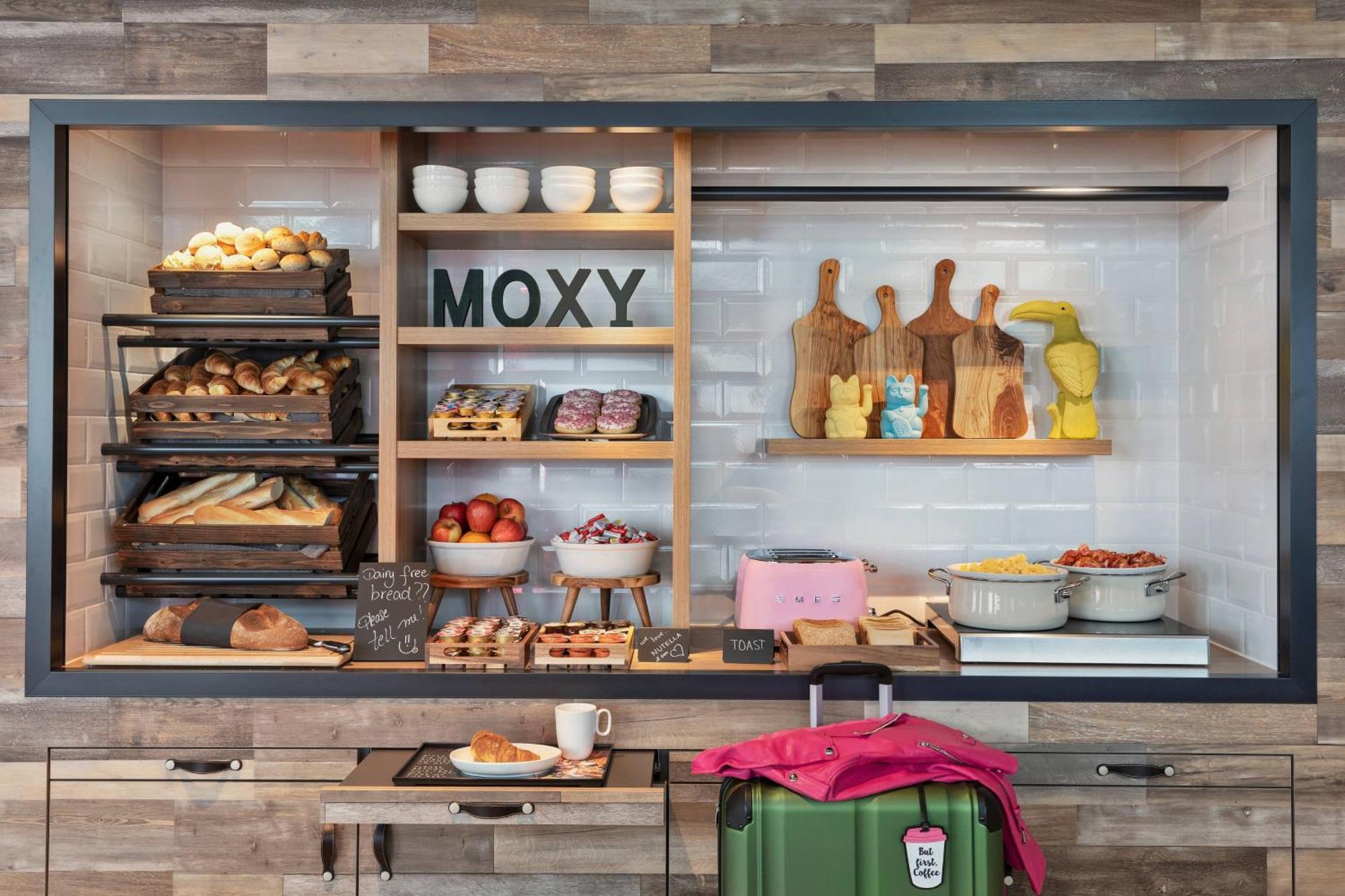 Moxy Rapperswil Hotel Buitenkant foto