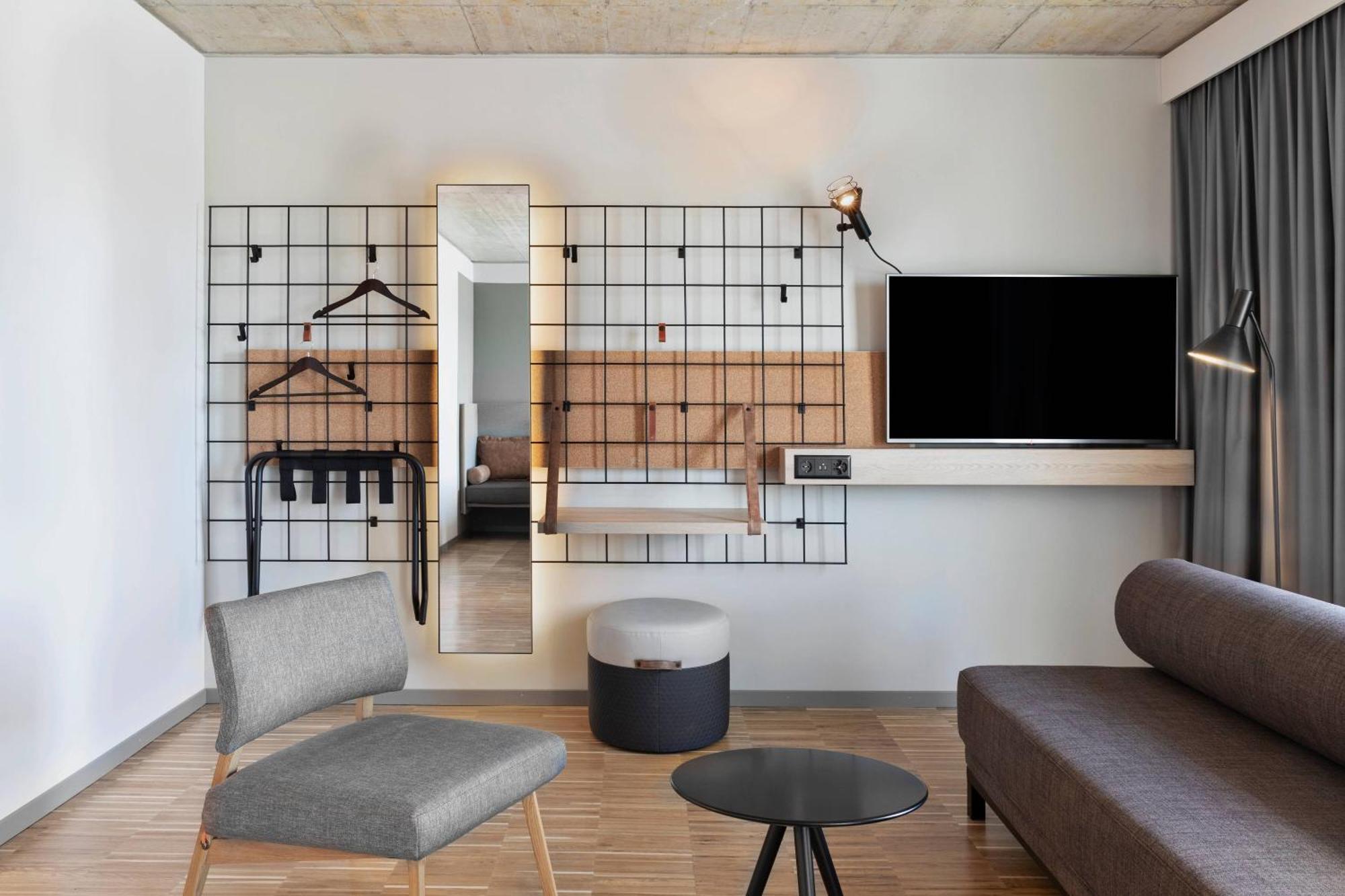 Moxy Rapperswil Hotel Buitenkant foto